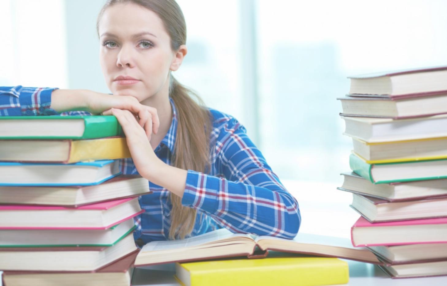 Sessione di training pratico dove i partecipanti applicano tecniche di comunicazione efficace